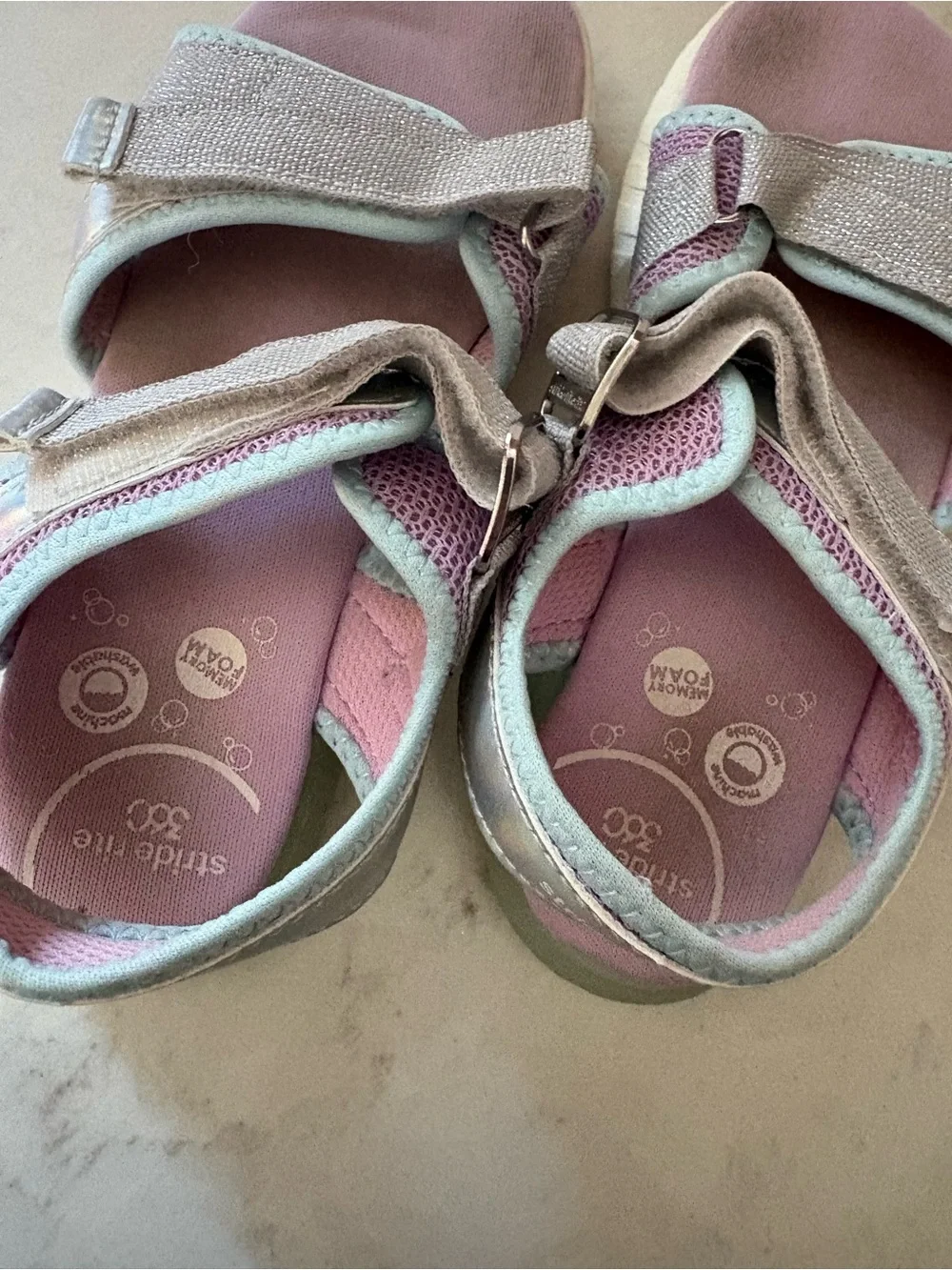 Stride Rite 360 Girls Sport Sandals Size 13 Memory Foam Hook & Loop light up!